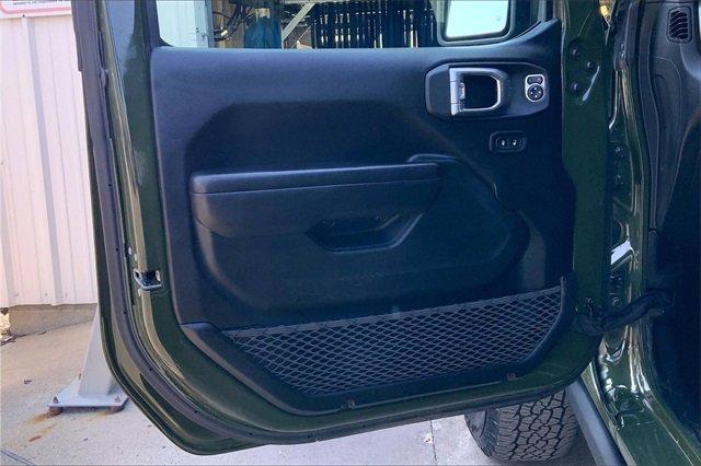 2021 Jeep Wrangler Vehicle Photo in KANSAS CITY, MO 64114-4502