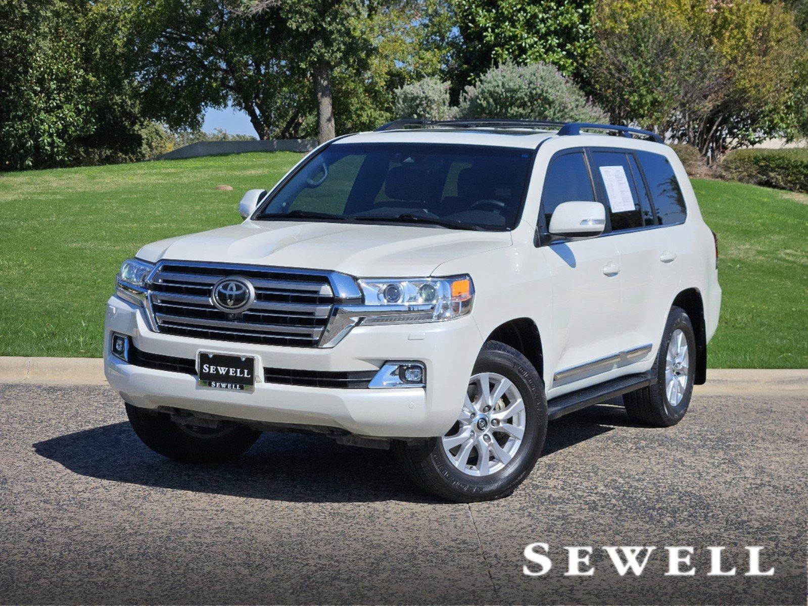 2020 Toyota Land Cruiser Vehicle Photo in FORT WORTH, TX 76132