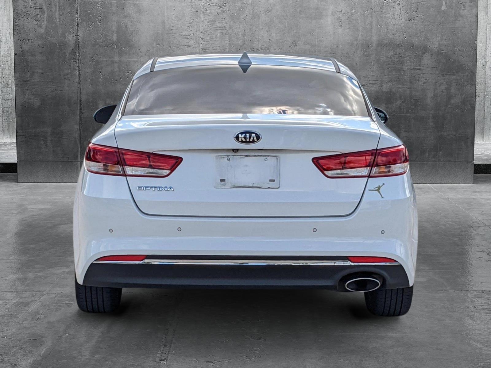 2018 Kia Optima Vehicle Photo in Davie, FL 33331