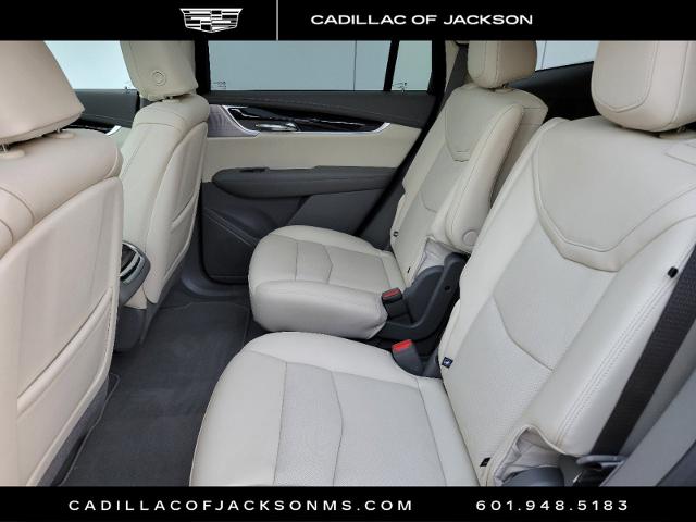 2025 Cadillac XT6 Vehicle Photo in RIDGELAND, MS 39157-4406