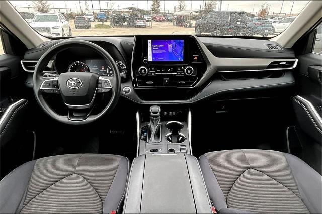 2023 Toyota Highlander Vehicle Photo in Grapevine, TX 76051