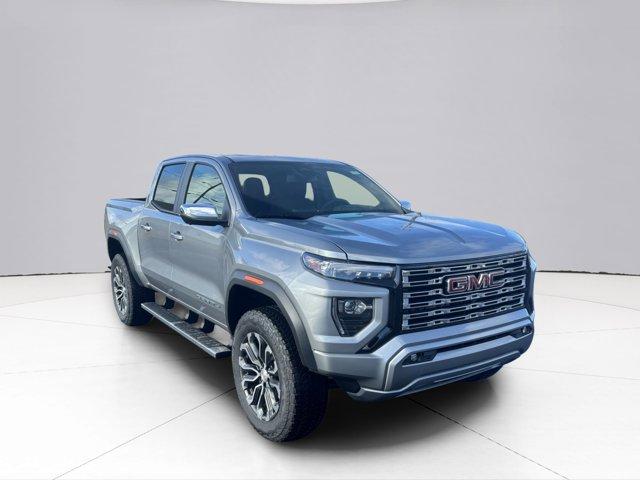 2024 GMC Canyon Vehicle Photo in LEOMINSTER, MA 01453-2952