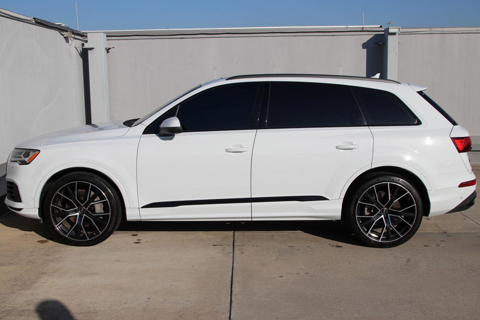 2022 Audi Q7 Vehicle Photo in SUGAR LAND, TX 77478