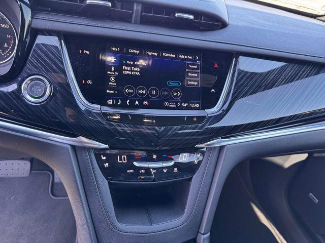 2025 Cadillac XT6 Vehicle Photo in DELRAY BEACH, FL 33483-3294