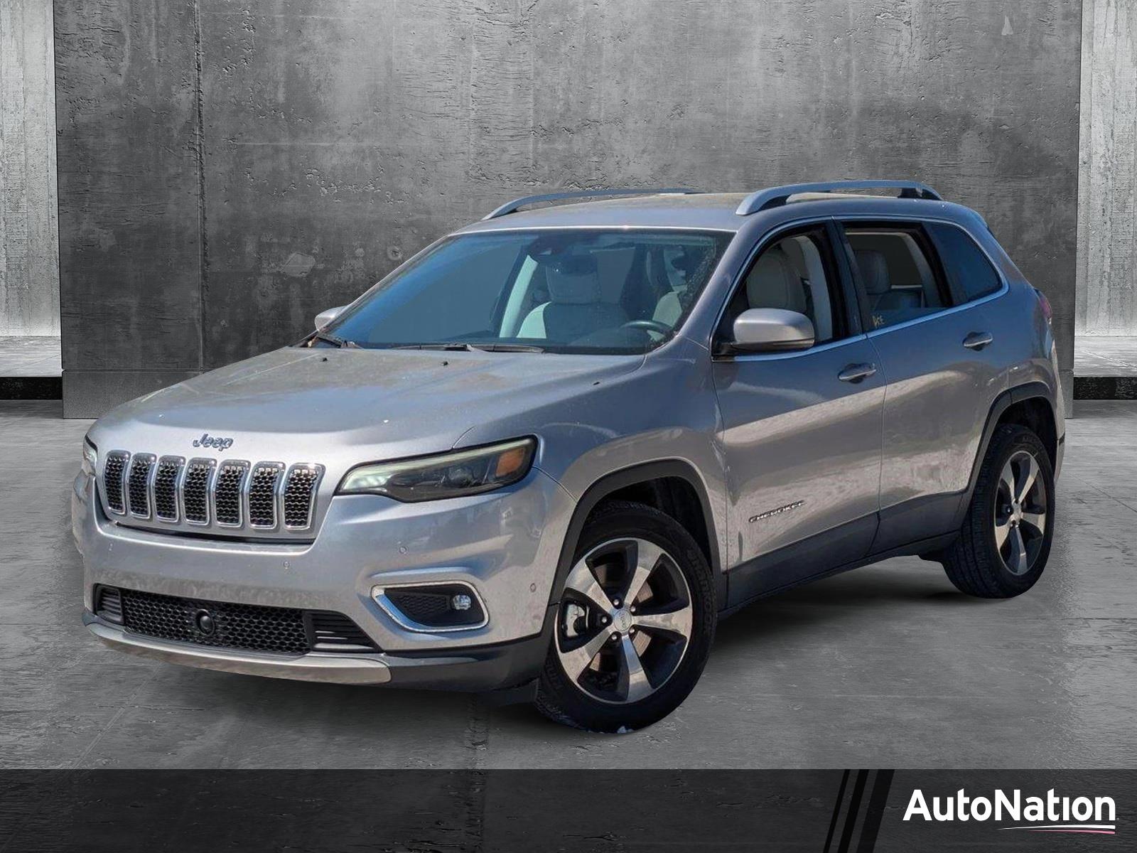 2019 Jeep Cherokee Vehicle Photo in Tampa, FL 33614