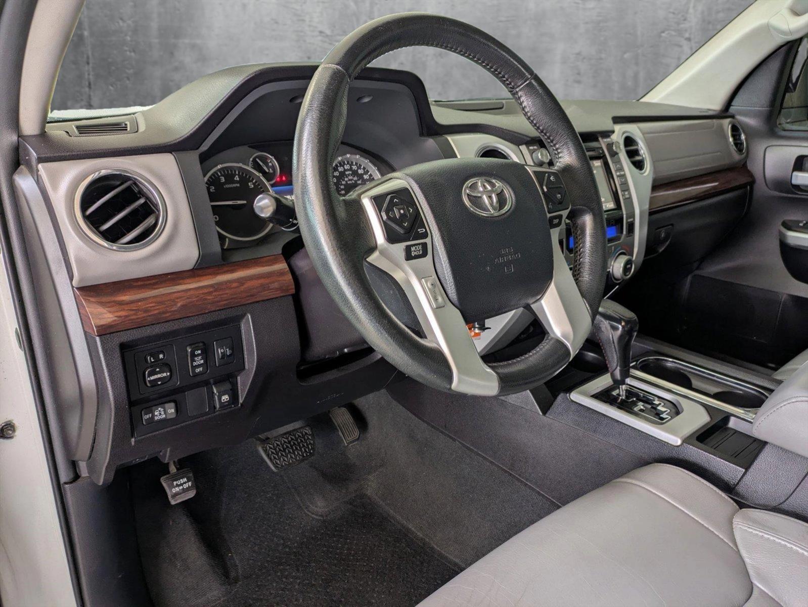 2016 Toyota Tundra 2WD Truck Vehicle Photo in Tustin, CA 92782