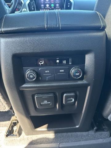 2022 Chevrolet Traverse Vehicle Photo in MOUNT KISCO, NY 10549-1513