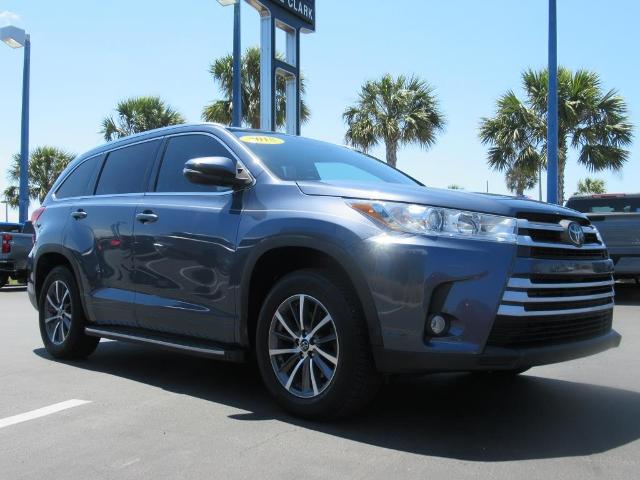2018 Toyota Highlander Vehicle Photo in LEESBURG, FL 34788-4022