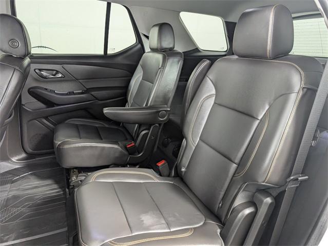 2021 Chevrolet Traverse Vehicle Photo in ENGLEWOOD, CO 80113-6708