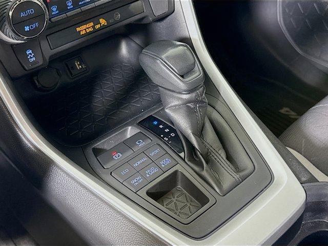 2019 Toyota RAV4 Vehicle Photo in Flemington, NJ 08822