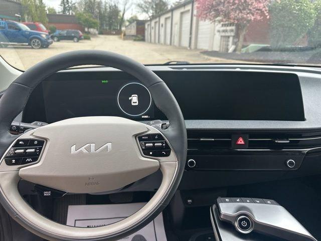 2022 Kia EV6 Vehicle Photo in MEDINA, OH 44256-9631