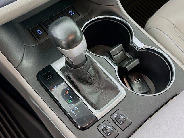 2016 Toyota Highlander Vehicle Photo in Flemington, NJ 08822