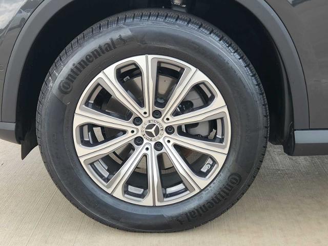 2025 Mercedes-Benz GLC Vehicle Photo in HOUSTON, TX 77079