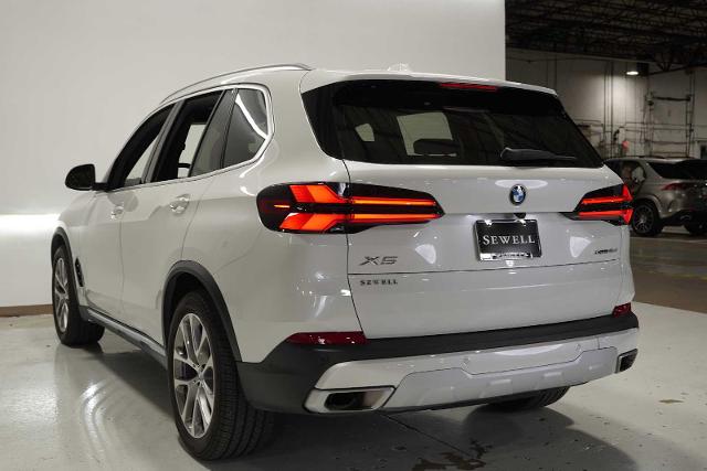 2025 BMW X5 xDrive40i Vehicle Photo in GRAPEVINE, TX 76051