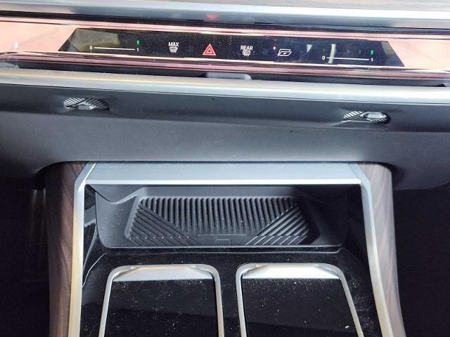2023 BMW 760i xDrive Vehicle Photo in PLANO, TX 75024