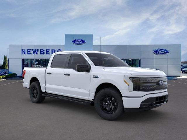 2025 Ford F-150 Lightning XLT's photo