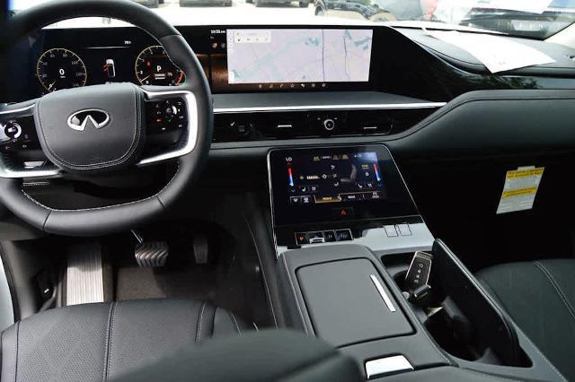 2025 INFINITI QX80 Vehicle Photo in Houston, TX 77090