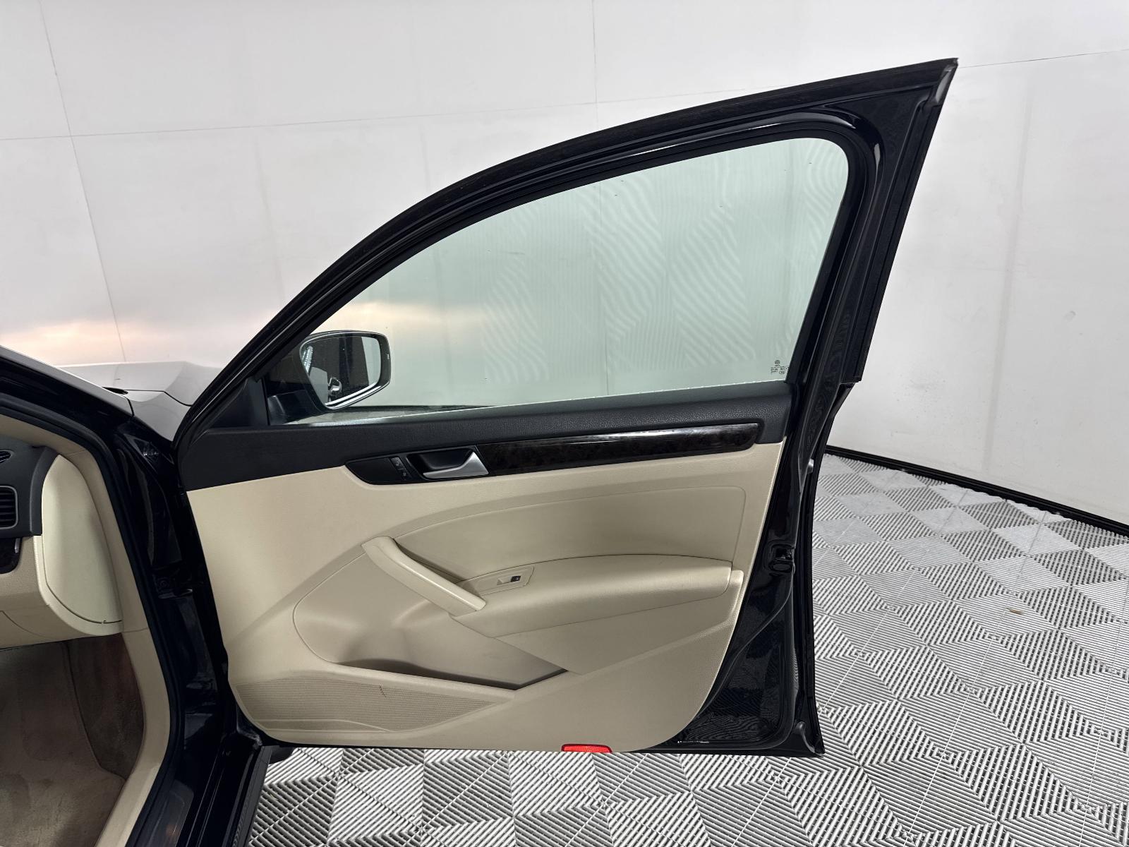 2015 Volkswagen Passat Vehicle Photo in Georgetown, TX 78626