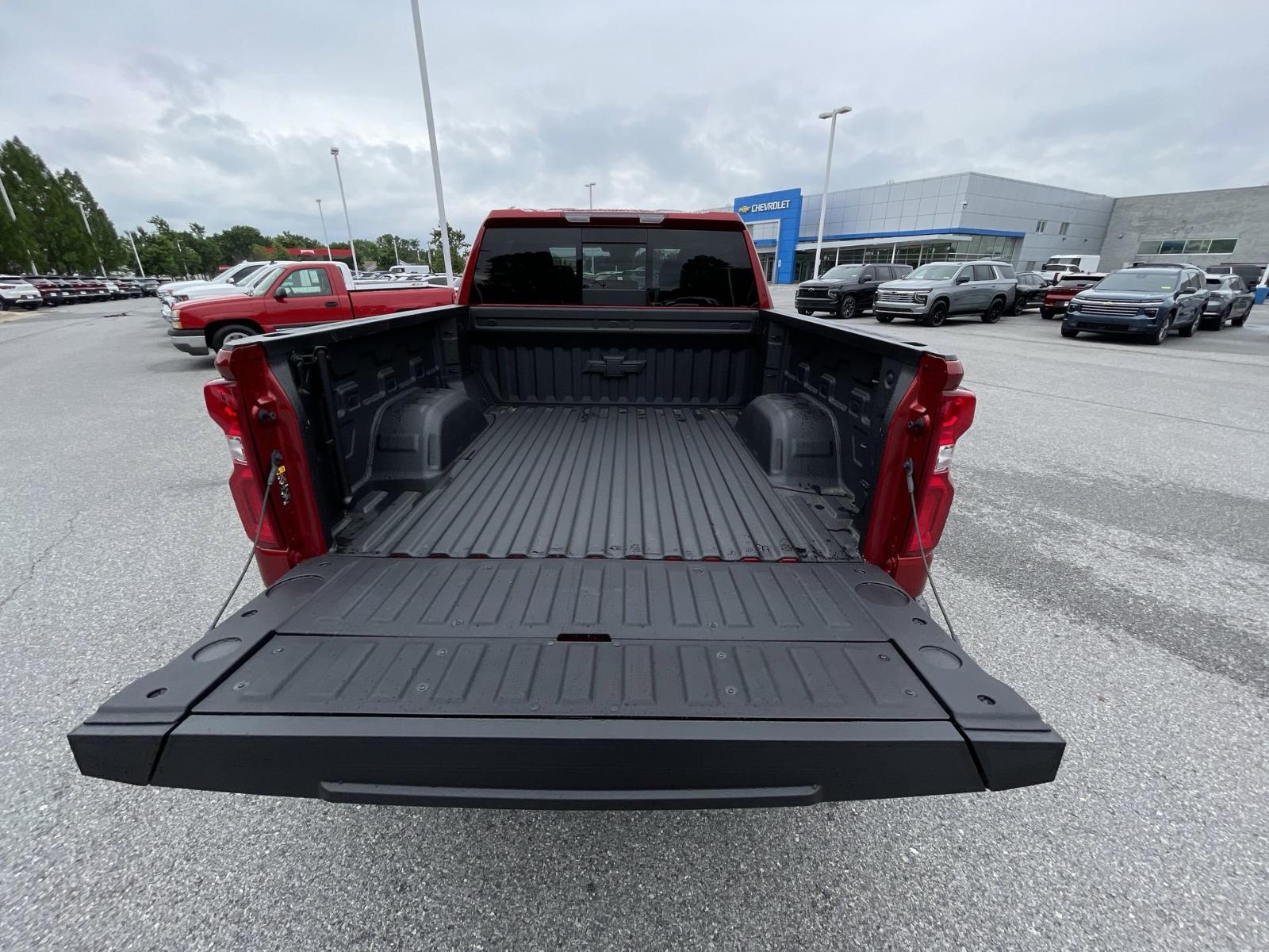 2025 Chevrolet Silverado 1500 Vehicle Photo in BENTONVILLE, AR 72712-4322
