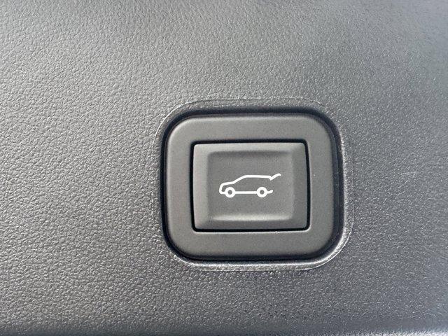 2025 Cadillac LYRIQ Vehicle Photo in LEOMINSTER, MA 01453-2952