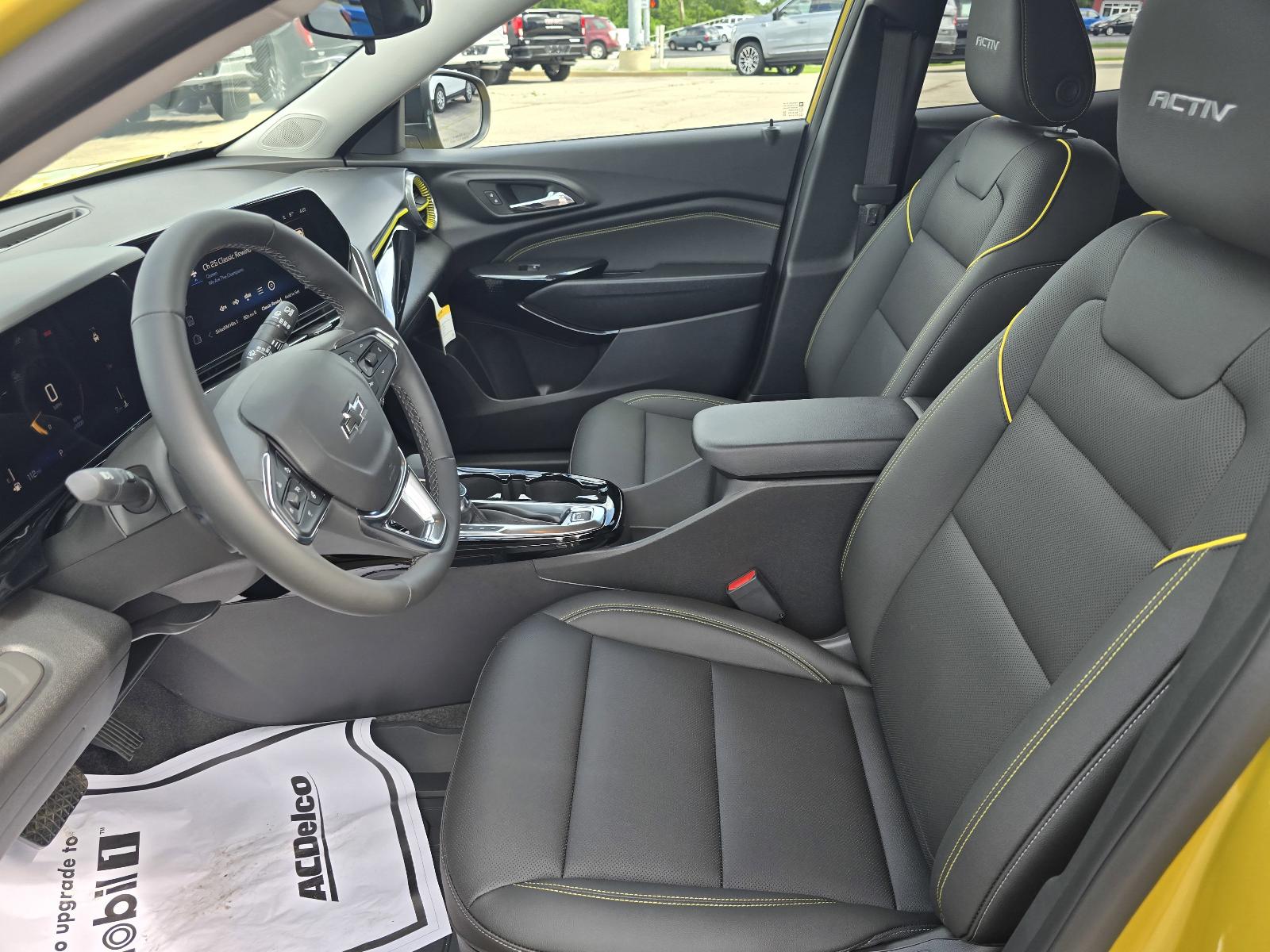 2025 Chevrolet Trax Vehicle Photo in Rolla, MO 65401