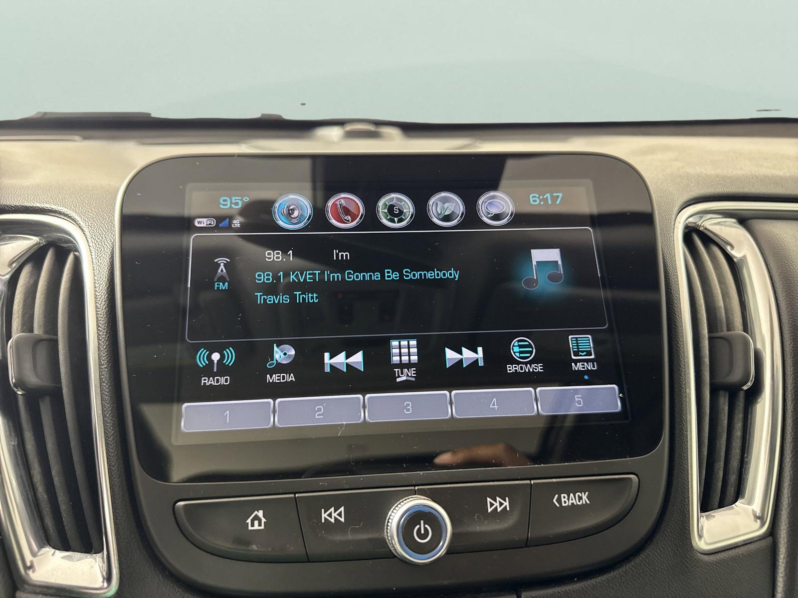 2018 Chevrolet Malibu Vehicle Photo in GEORGETOWN, TX 78626-7508