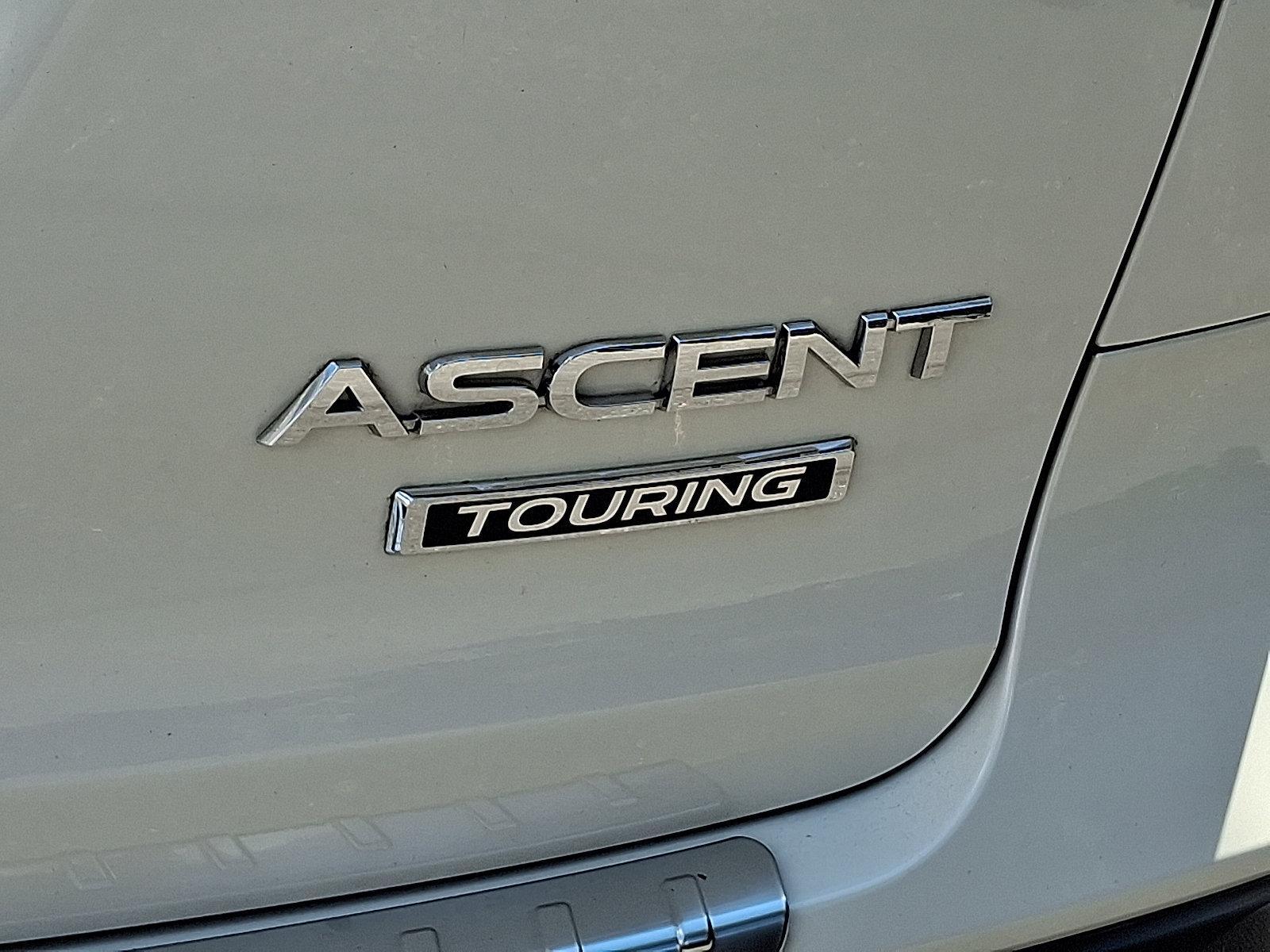 2023 Subaru Ascent Vehicle Photo in Harrisburg, PA 17111-1033