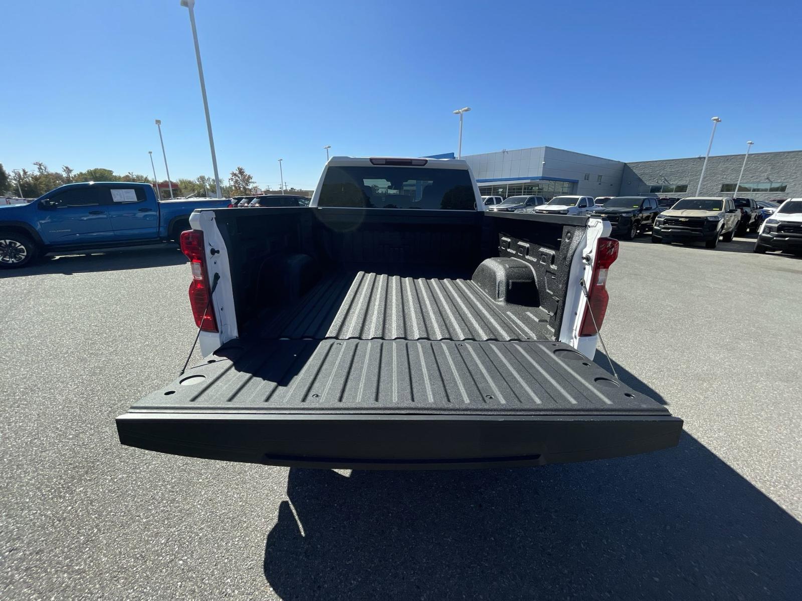 2025 Chevrolet Silverado 1500 Vehicle Photo in BENTONVILLE, AR 72712-4322