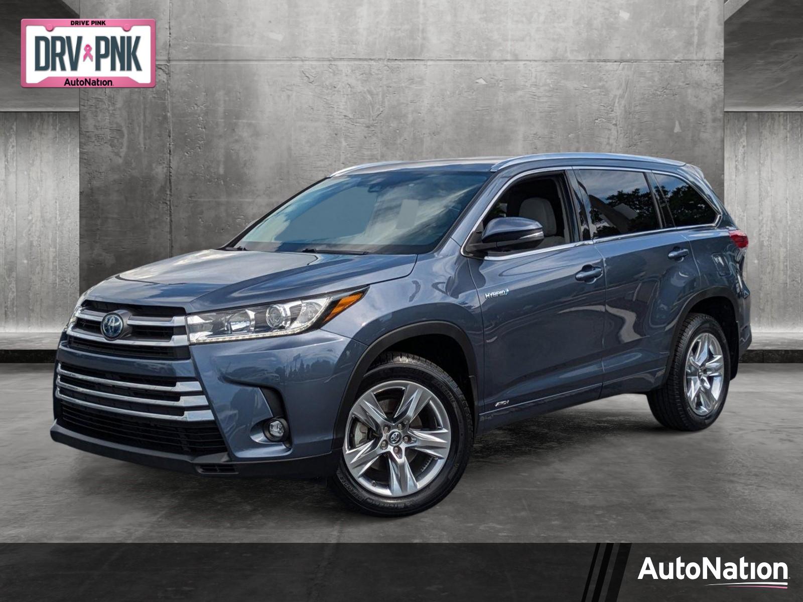 2019 Toyota Highlander Vehicle Photo in Clearwater, FL 33761