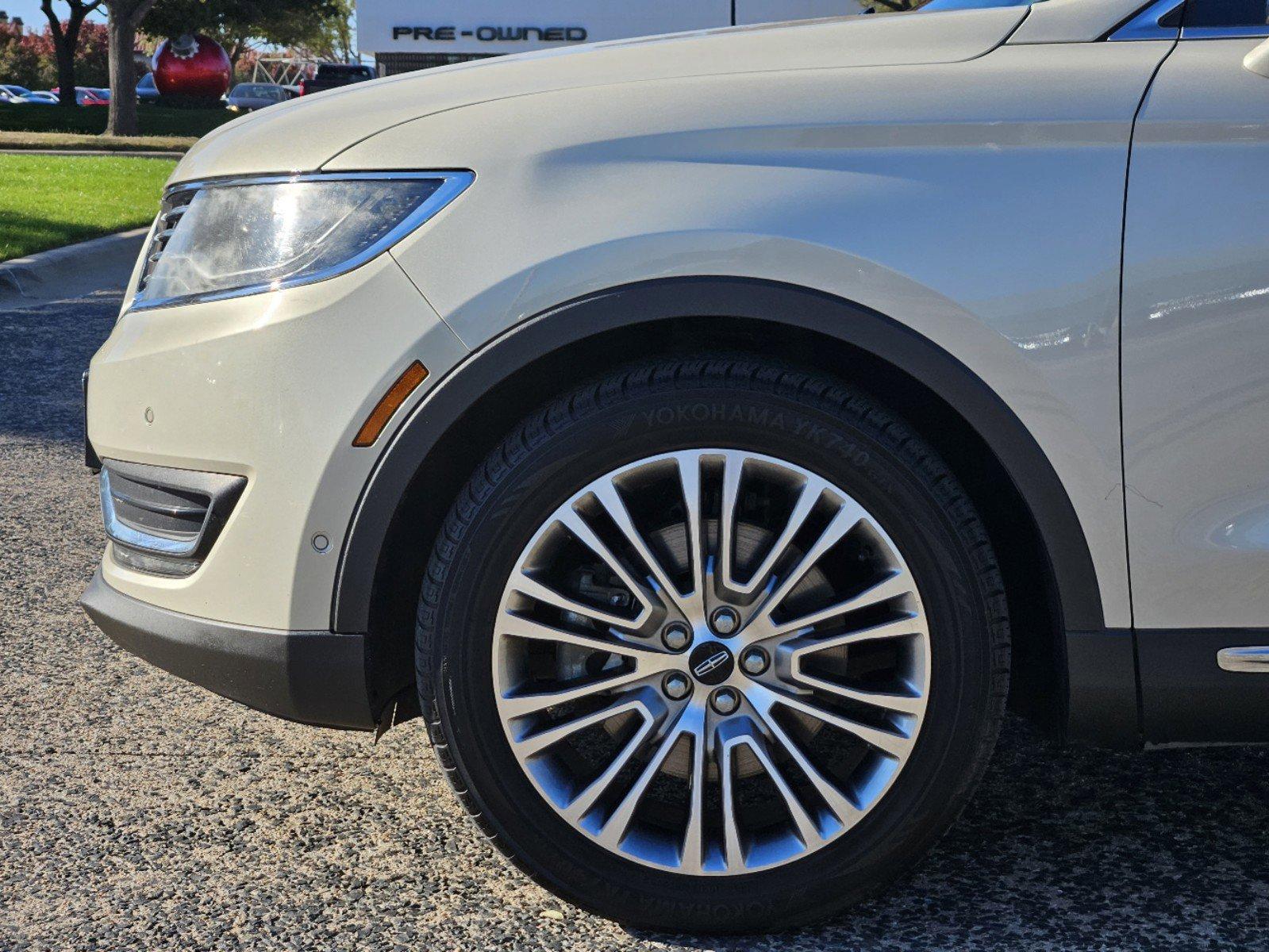 2016 Lincoln MKX Vehicle Photo in FORT WORTH, TX 76132