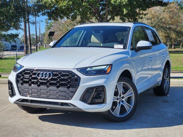 2025 Audi Q5 Vehicle Photo in HOUSTON, TX 77090