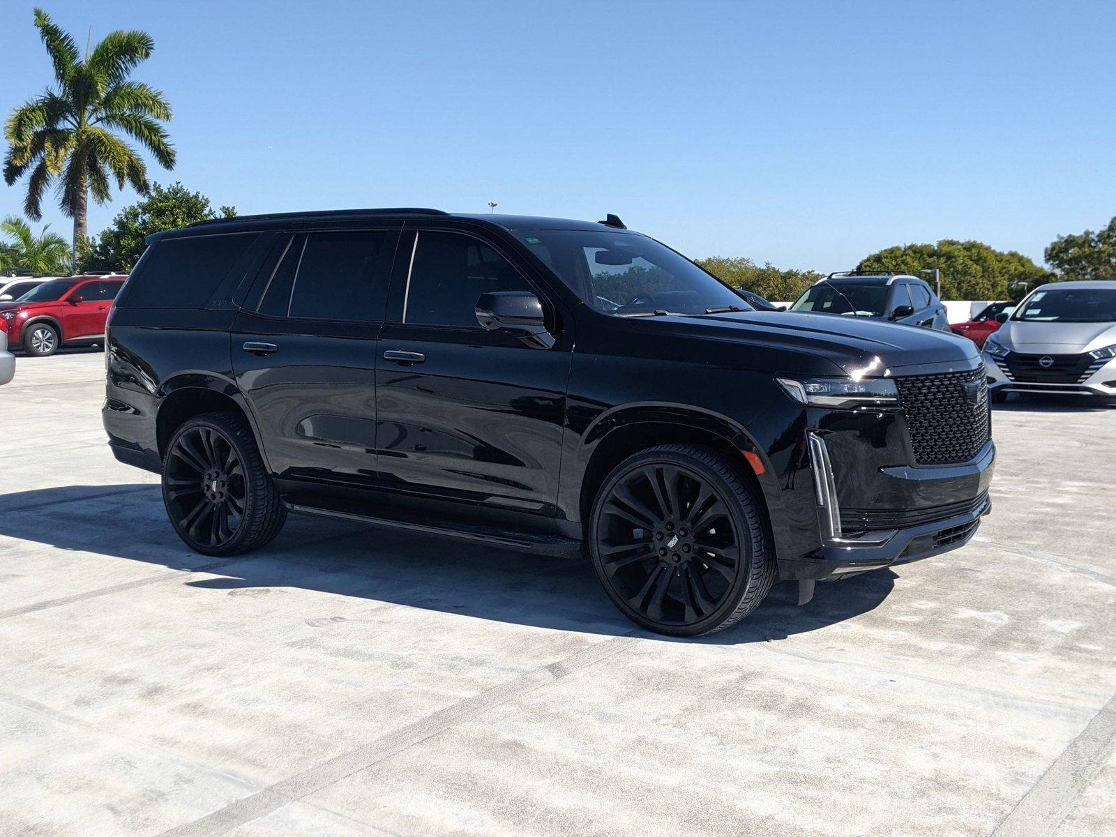 2022 Cadillac Escalade Vehicle Photo in Pembroke Pines , FL 33084