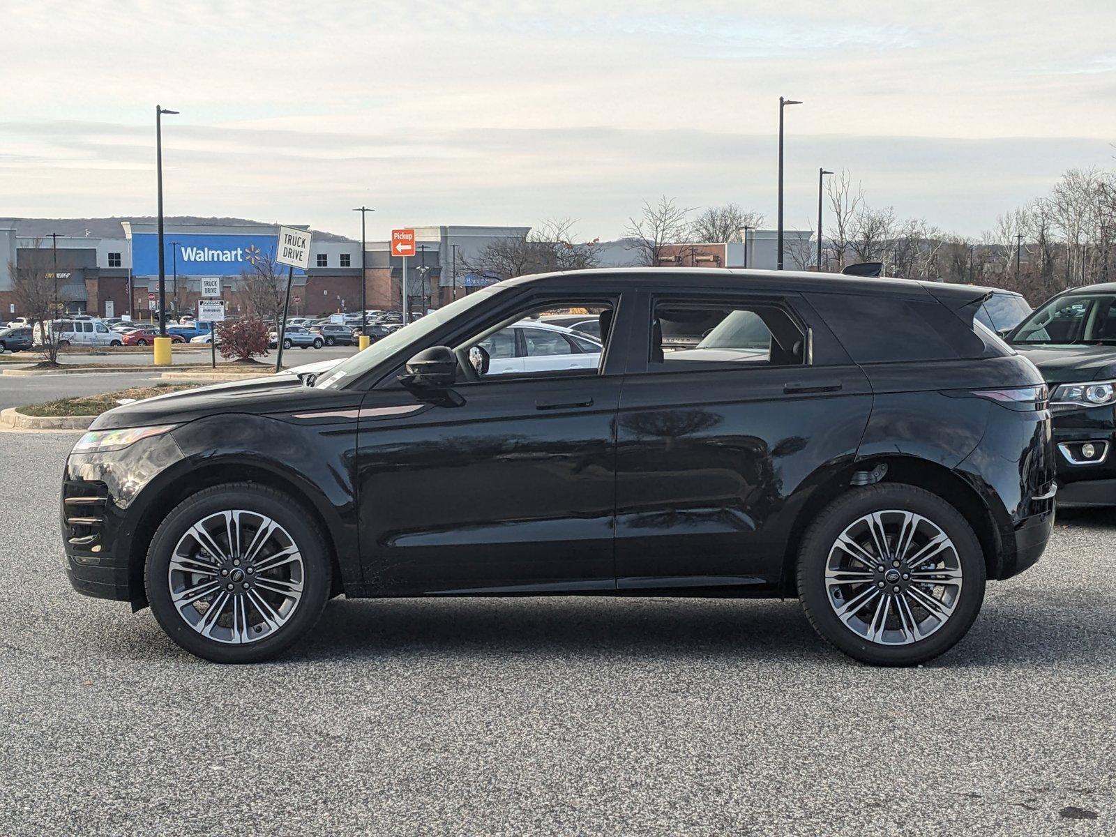 2024 Land Rover Range Rover Evoque Vehicle Photo in Cockeysville, MD 21030