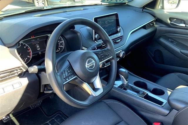 2020 Nissan Altima Vehicle Photo in KANSAS CITY, MO 64114-4545