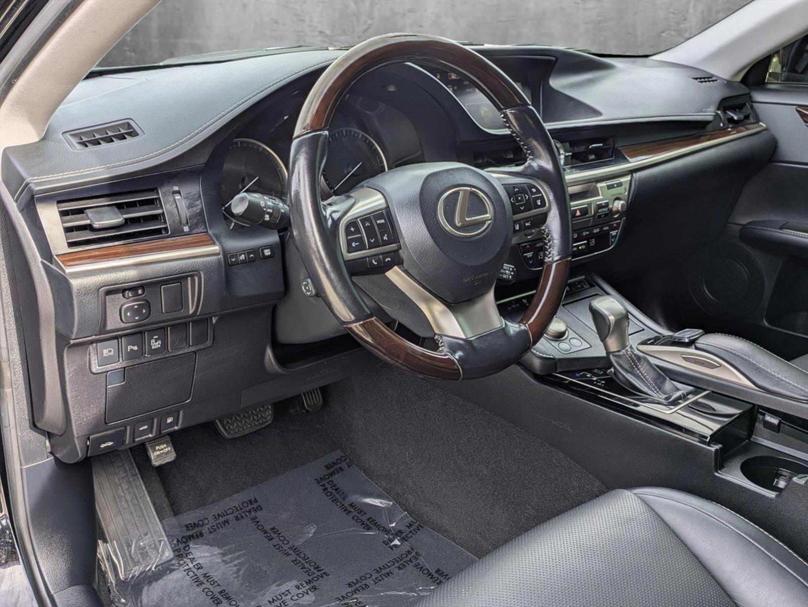 2016 Lexus ES 300h Vehicle Photo in Tustin, CA 92782