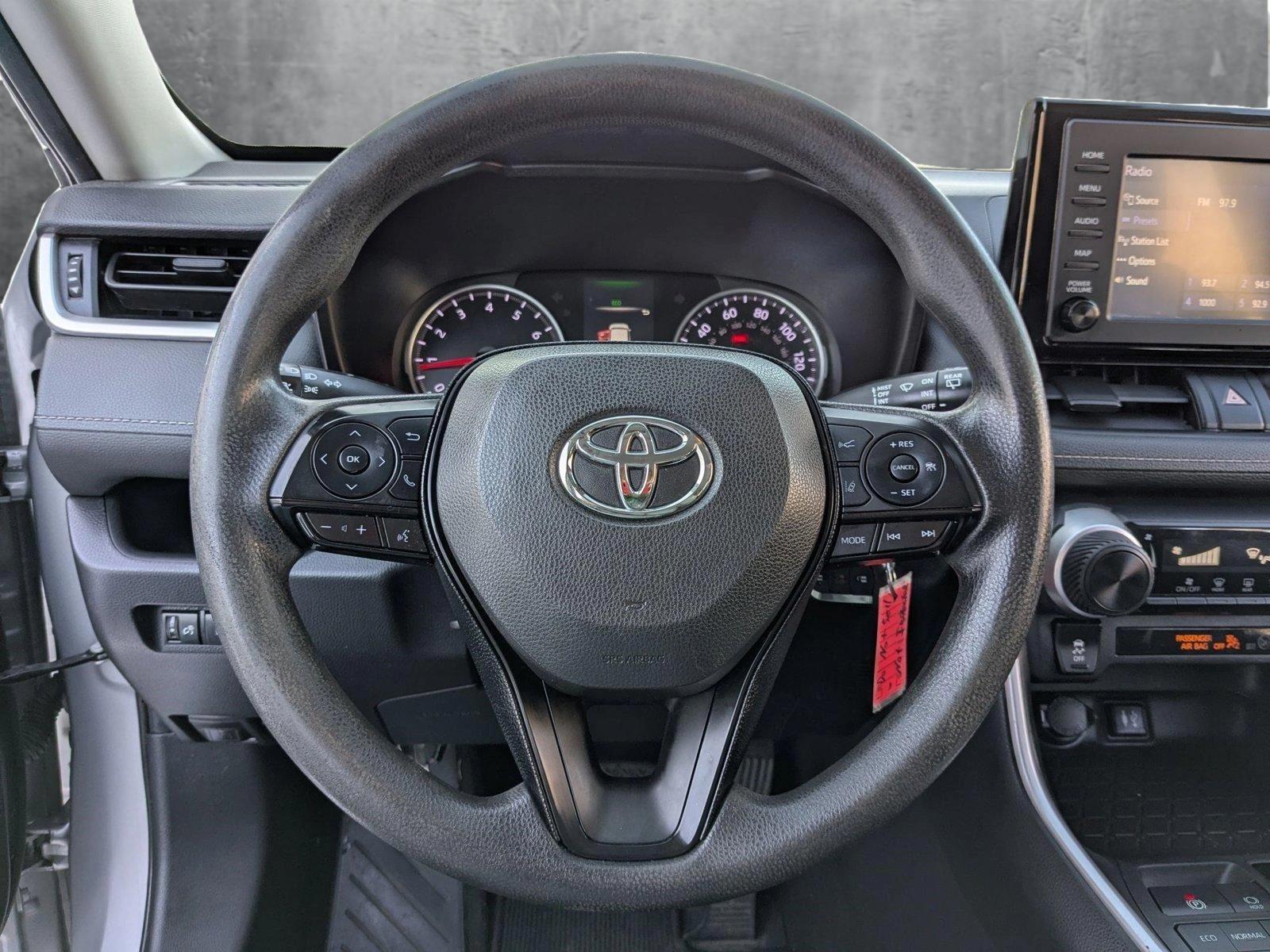 2019 Toyota RAV4 Vehicle Photo in Spokane Valley, WA 99212