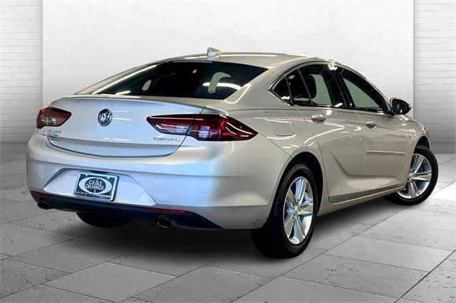 2018 Buick Regal Sportback Vehicle Photo in TOPEKA, KS 66609-0000