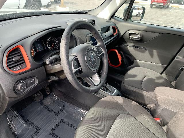 2020 Jeep Renegade Vehicle Photo in MOON TOWNSHIP, PA 15108-2571