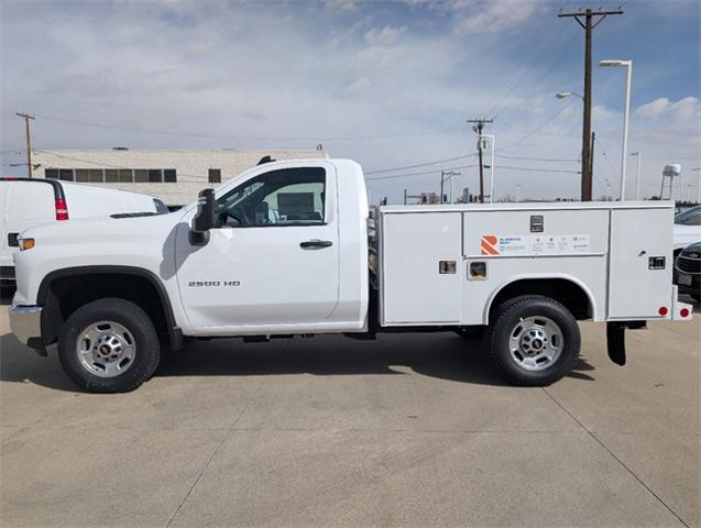 2025 Chevrolet Silverado 2500 HD Vehicle Photo in ENGLEWOOD, CO 80113-6708