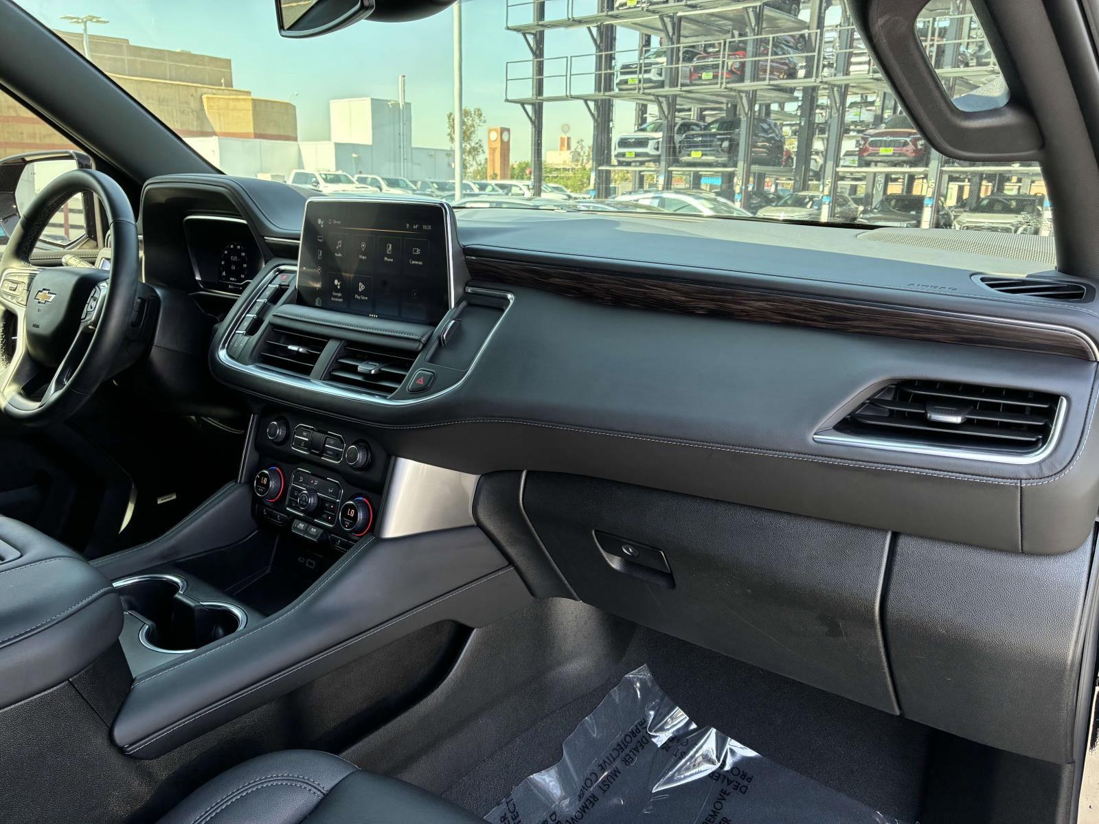 2023 Chevrolet Suburban Vehicle Photo in LOS ANGELES, CA 90007-3794
