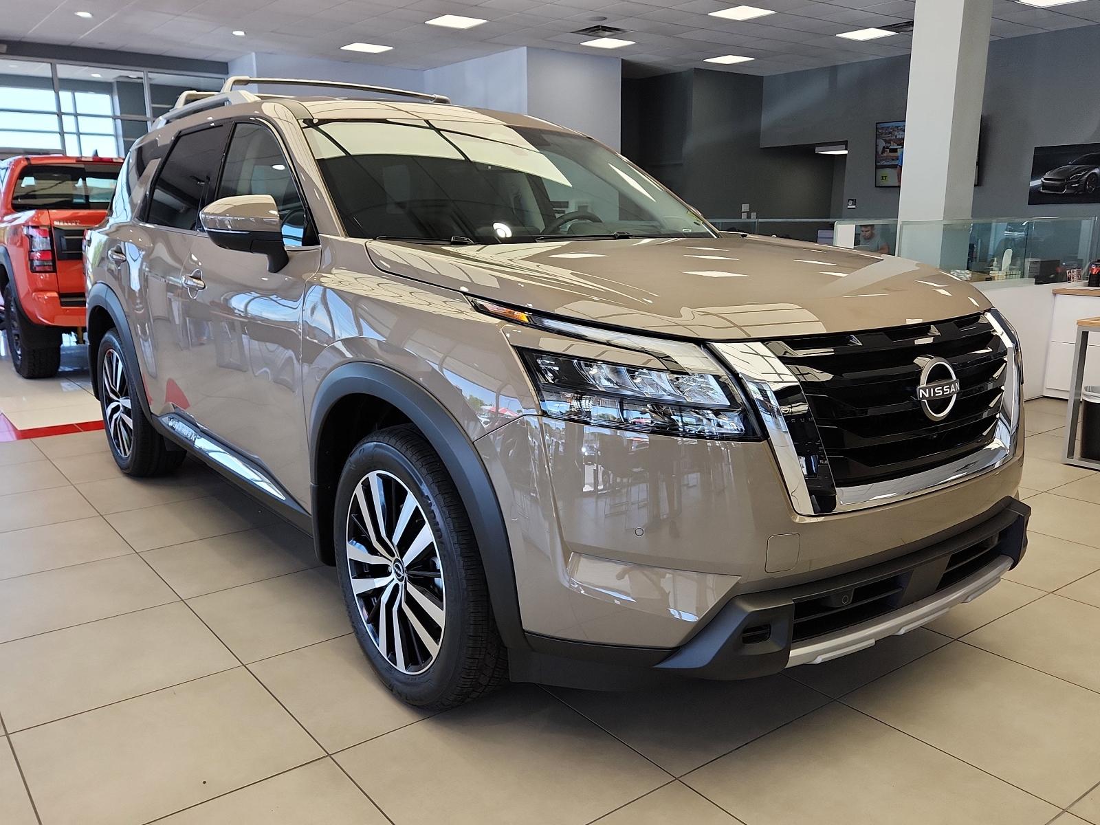 2025 Nissan Pathfinder Vehicle Photo in Albuquerque, NM 87110