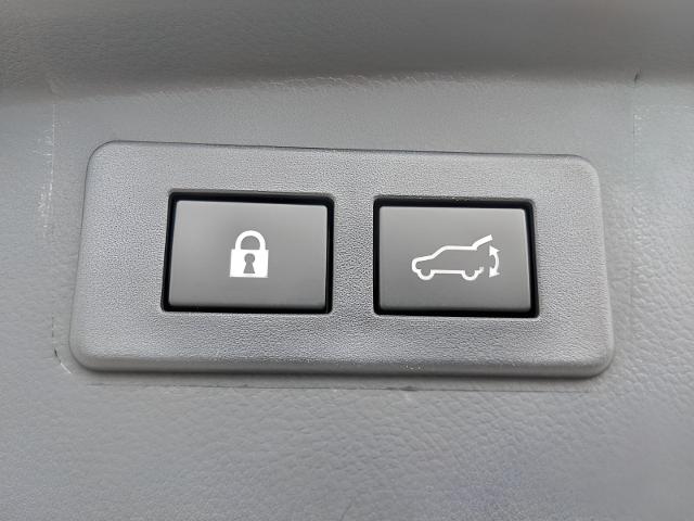 2025 Subaru Outback Vehicle Photo in Green Bay, WI 54304