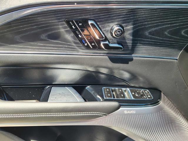 2024 Cadillac LYRIQ Vehicle Photo in HOUSTON, TX 77079