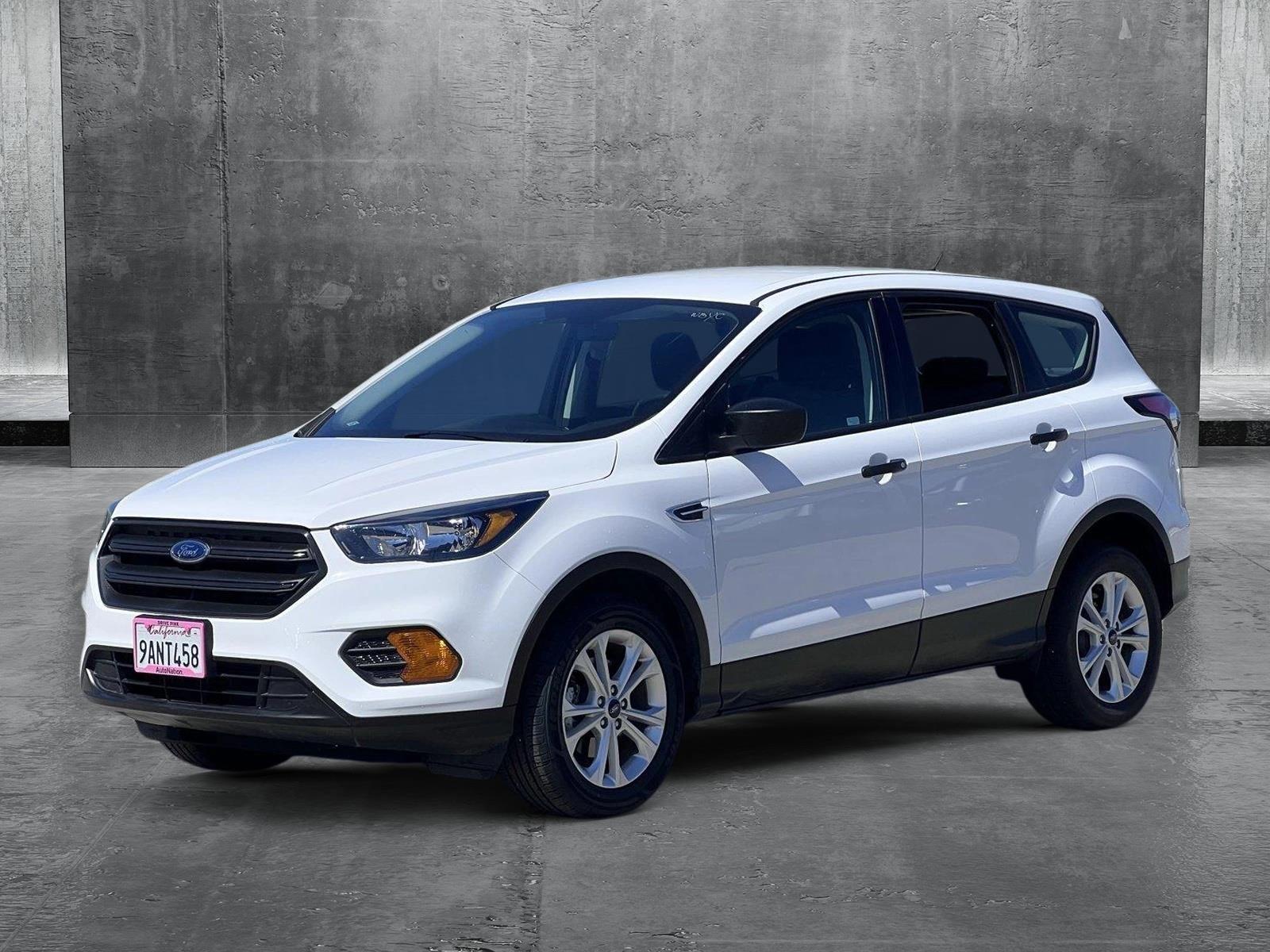 2018 Ford Escape Vehicle Photo in Santa Clarita, CA 91355