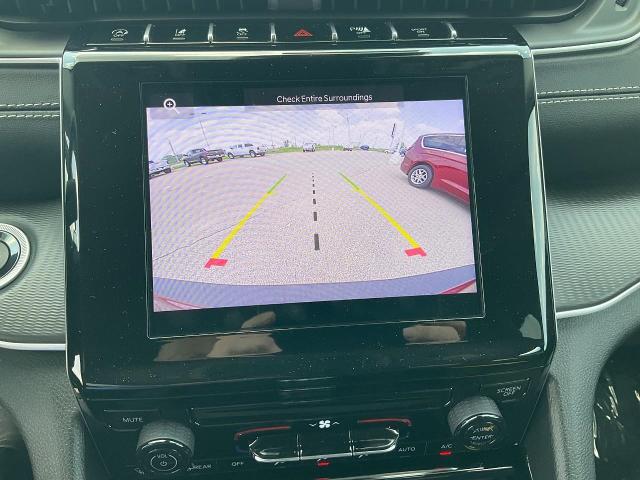 2023 Jeep Grand Cherokee L Vehicle Photo in Kaukauna, WI 54130