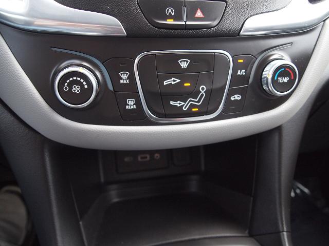 2022 Chevrolet Equinox Vehicle Photo in MADISON, IN 47250-1611