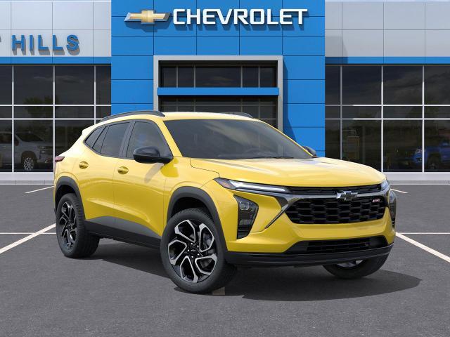 2025 Chevrolet Trax Vehicle Photo in Roslyn, NY 11576
