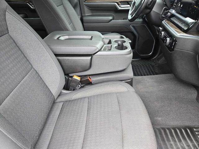 2022 Chevrolet Silverado 1500 Vehicle Photo in DENTON, TX 76210-9321