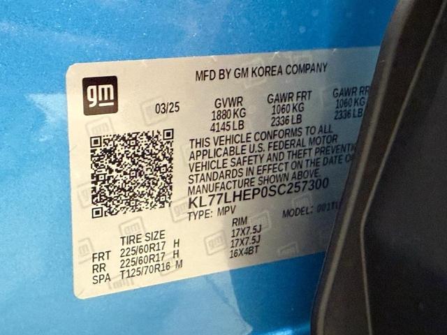2025 Chevrolet Trax Vehicle Photo in COLUMBIA, MO 65203-3903