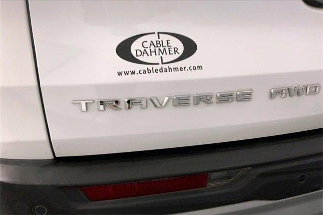 2024 Chevrolet Traverse Vehicle Photo in KANSAS CITY, MO 64114-4502